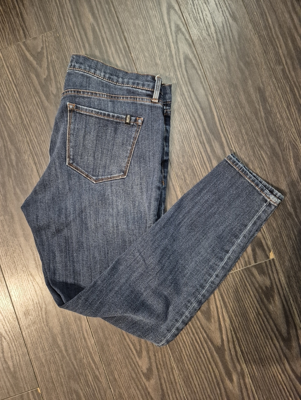 EUC Buffalo David Bitton "Faith" cropped jeans, size 30, medium wash